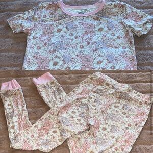 Caden Lane Girls Pjs size 9/10